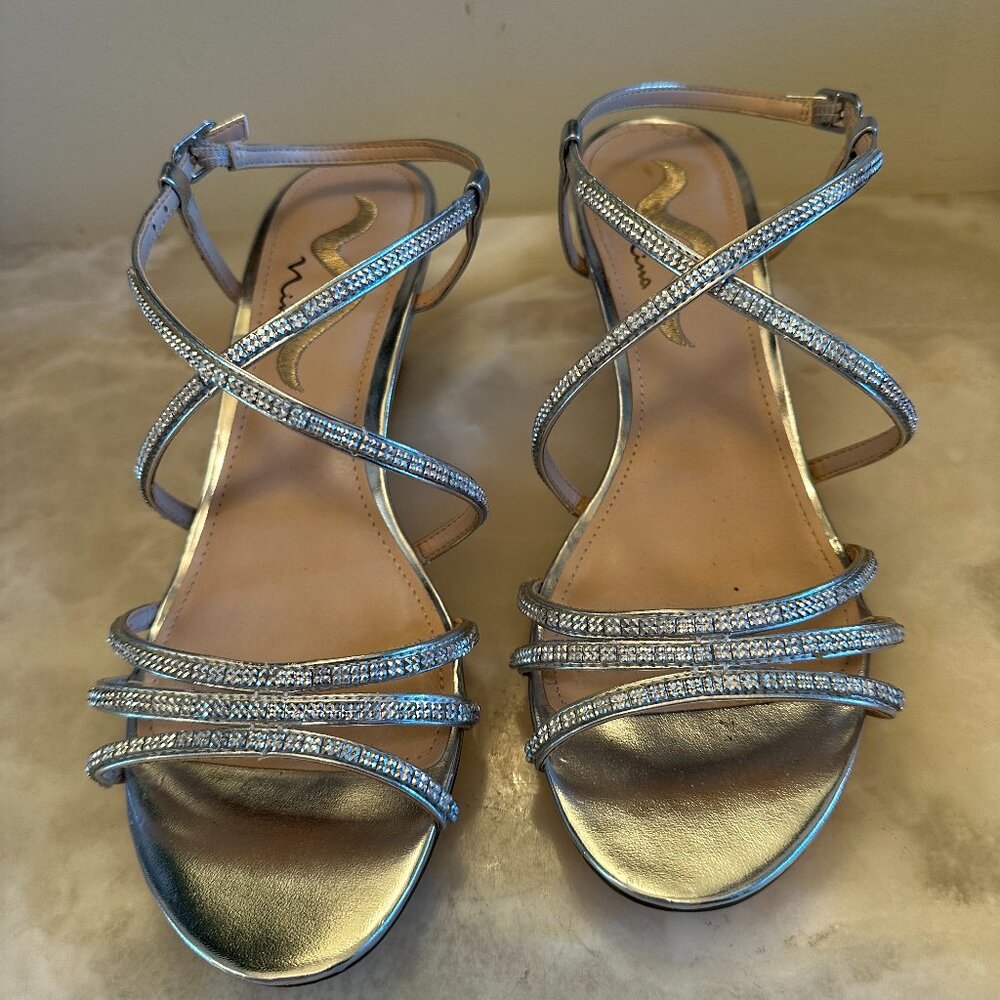 Nina Shoes / NEONA Silver Metallic Foil Dressy Wedge Strappy Sandals / Size 10M